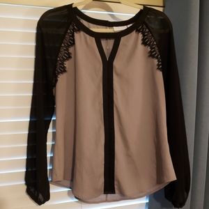 NY&C Grey and Black blouse